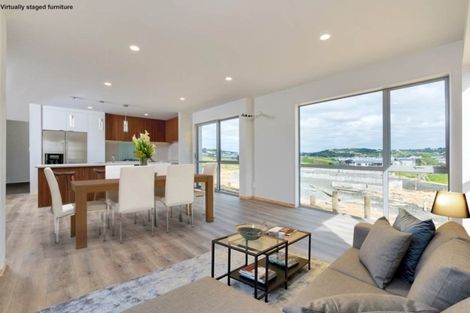 Photo of property in 309 Pinecrest Drive, Gulf Harbour, Whangaparaoa, 0930