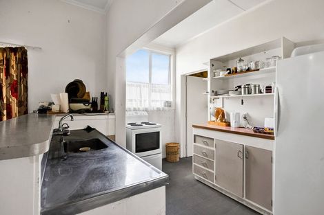 Photo of property in 49 Collins Street, Hawera, 4610