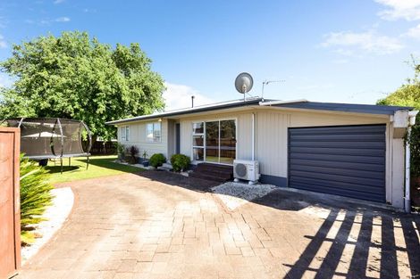 Photo of property in 404 Kahikatea Drive, Dinsdale, Hamilton, 3204