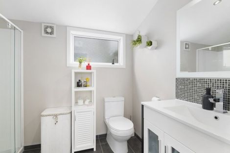 Photo of property in 54a Mandalay Terrace, Khandallah, Wellington, 6035