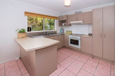 Photo of property in 50 Alabaster Drive, Papatoetoe, Auckland, 2025