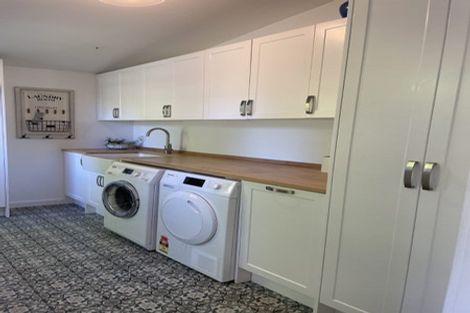 Photo of property in 164 Neudorf Road, Upper Moutere, 7175