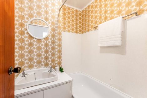 Photo of property in 7/29 Main Road, Tawa, Wellington, 5028