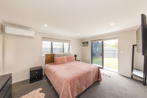 Photo of property in 3 Rangeview Drive, Kelvin Grove, Palmerston North, 4414