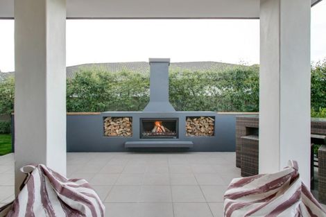 Photo of property in 74 Merlot Drive, Greenmeadows, Napier, 4112