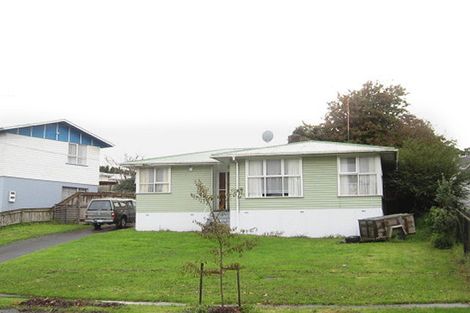 Photo of property in 50 Larne Avenue, Pakuranga Heights, Auckland, 2010