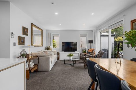 Photo of property in 2/120 Gilberthorpes Road, Hei Hei, Christchurch, 8042