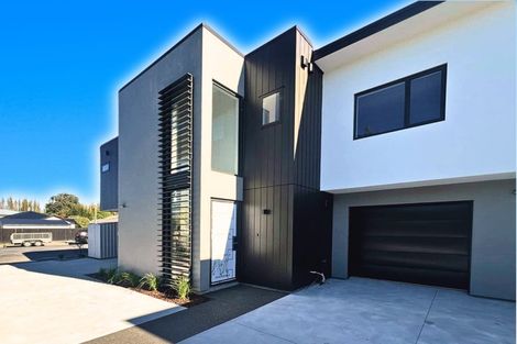Photo of property in 2/34 Vagues Road, Northcote, Christchurch, 8052