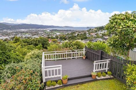 Photo of property in 74 Viewmont Drive, Harbour View, Lower Hutt, 5010