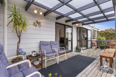 Photo of property in 41 Marendellas Drive, Bucklands Beach, Auckland, 2014