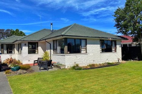 Photo of property in 236 Burwood Road, Burwood, Christchurch, 8083