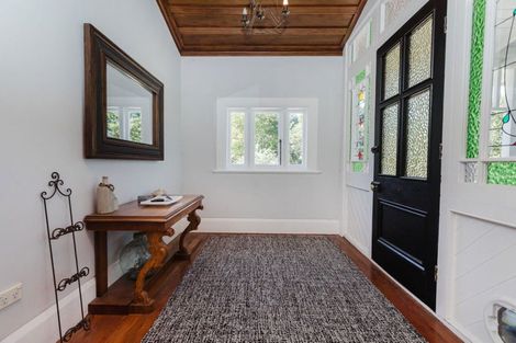 Photo of property in 2 Aerodrome Road, Dannevirke, 4972