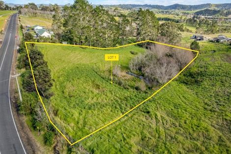 Photo of property in 198a Amreins Road, Taupaki, 0782