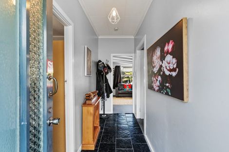 Photo of property in 64 Cuffs Road, Wainoni, Christchurch, 8061