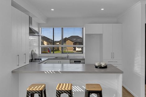 Photo of property in 5 Chambers Avenue, Woodend, 7610