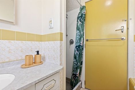 Photo of property in 8 Davidson Crescent, Hornby, Christchurch, 8042