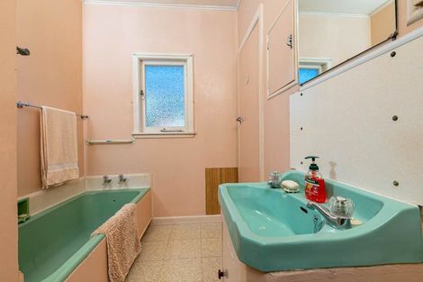 Photo of property in 39 Norman Road, Hauraki, Auckland, 0622