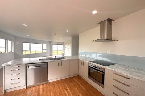 Photo of property in 17 Harbour View Road, Onerahi, Whangarei, 0110