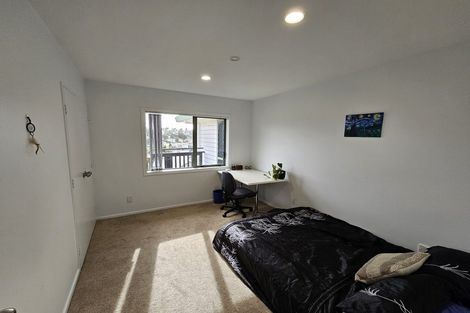 Photo of property in 24 Carillon Place, Massey, Auckland, 0614