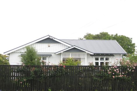 Photo of property in 45 Stapletons Road, Richmond, Christchurch, 8013