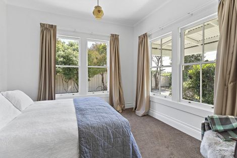 Photo of property in 14 Grey Street, Martinborough, 5711