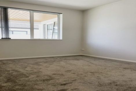 Photo of property in 14 Pampas Drive, Wainui, 0932