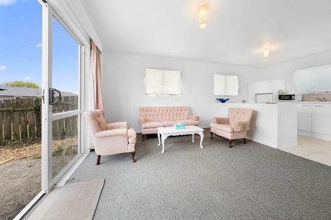 Photo of property in 674 Pakuranga Road, Howick, Auckland, 2010