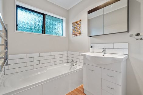 Photo of property in 35 Otumoetai Road, Judea, Tauranga, 3110