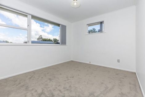 Photo of property in 9 Jupiter Street, Rosehill, Papakura, 2113