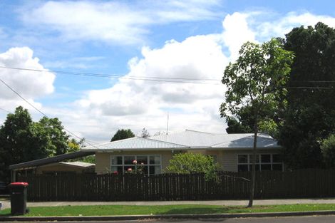 Photo of property in 3 Armagh Road, Blockhouse Bay, Auckland, 0600