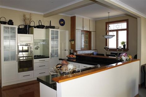 Photo of property in 8 Baldwin Avenue, Mount Albert, Auckland, 1025