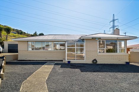 Photo of property in 35 Stephen Street, Halfway Bush, Dunedin, 9010