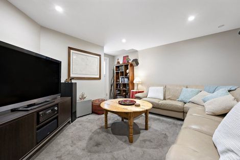 Photo of property in 152 Grafton Road, Roseneath, Wellington, 6011