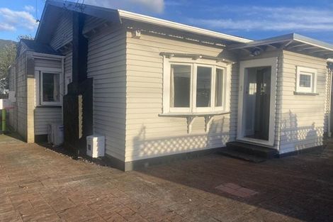 Photo of property in 1/296 Waiwhetu Road, Fairfield, Lower Hutt, 5011