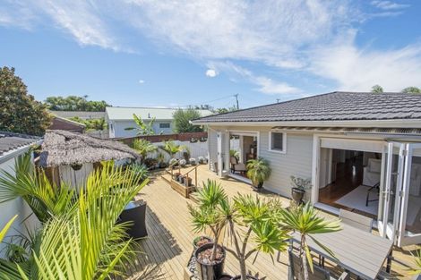 Photo of property in 1/19 Stanley Avenue, Milford, Auckland, 0620