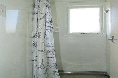 Photo of property in 11 Baffin Grove, Kingston, Wellington, 6021