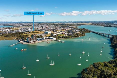 Photo of property in 91 Glidepath Road, Hobsonville, Auckland, 0616