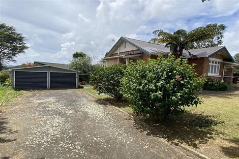 Photo of property in 43 Astley Avenue, New Lynn, Auckland, 0600