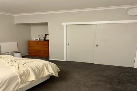 Photo of property in 10 Helen Street, Brooklyn, Wellington, 6021