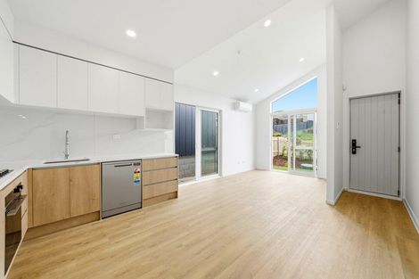Photo of property in 14 Kopu Road, Orewa, 0931