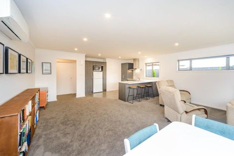 Photo of property in 52a Weston Avenue, Roslyn, Palmerston North, 4414