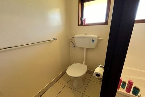 Photo of property in 9 Tromie Place, Highland Park, Auckland, 2010