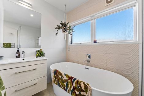 Photo of property in 1/1 Park Avenue, Takapuna, Auckland, 0622