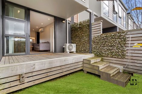 Photo of property in 8 Koro Lane, Mangere Bridge, Auckland, 2022