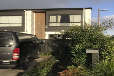 Photo of property in 1 Beardmore Lane, Papakura, 2110