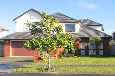 Photo of property in 45 Carousel Crescent, East Tamaki Heights, Auckland, 2016