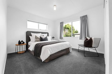 Photo of property in 8b Huia Avenue, Forest Lake, Hamilton, 3200