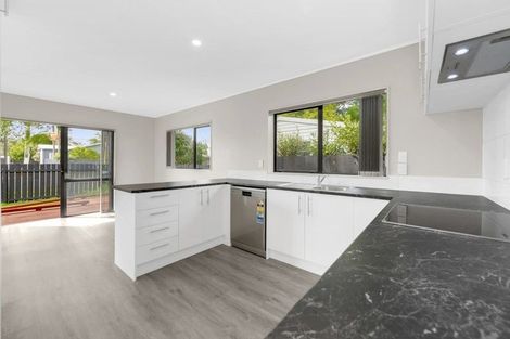 Photo of property in 1/3 Kelvin Road, Papakura, 2110