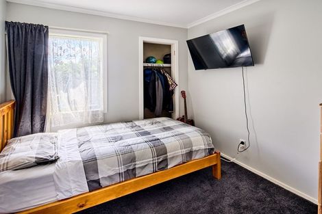 Photo of property in 123 Bedford Street, Cannons Creek, Porirua, 5024
