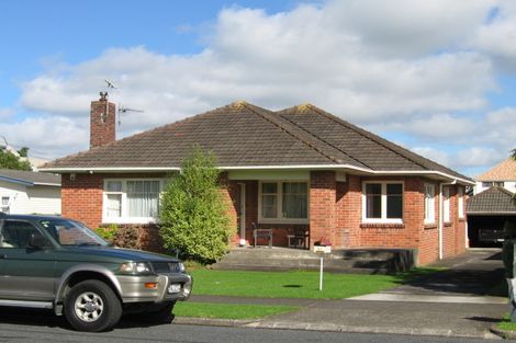 Photo of property in 2/33 Hattaway Avenue, Bucklands Beach, Auckland, 2012